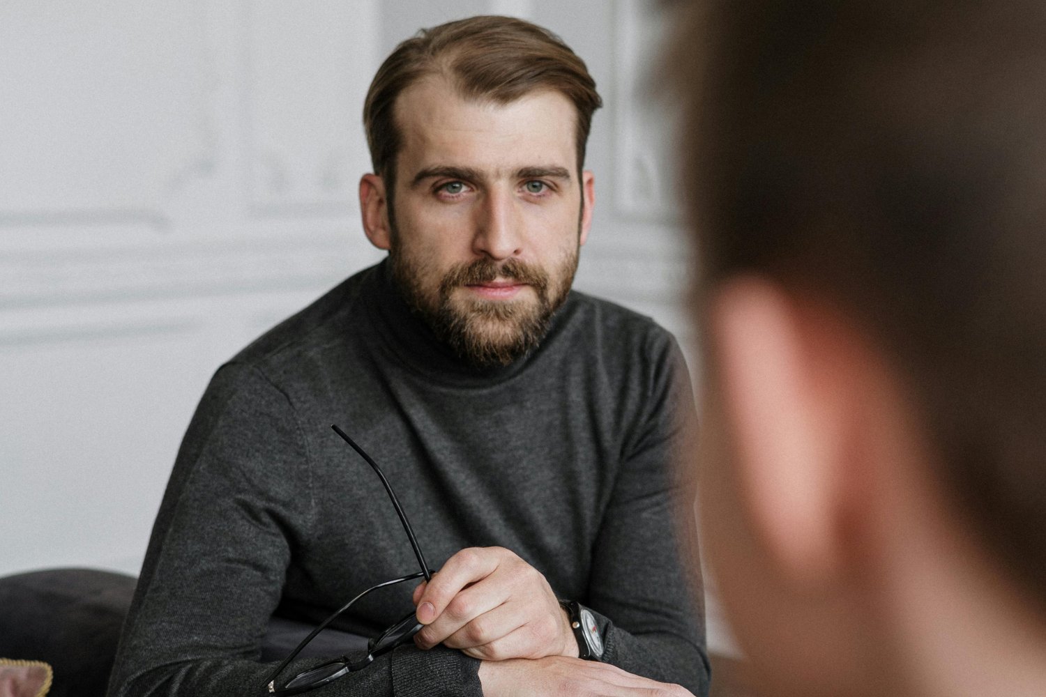 El poder oculto del silencio: lo que los psiquiatras saben y tú también puedes aprender