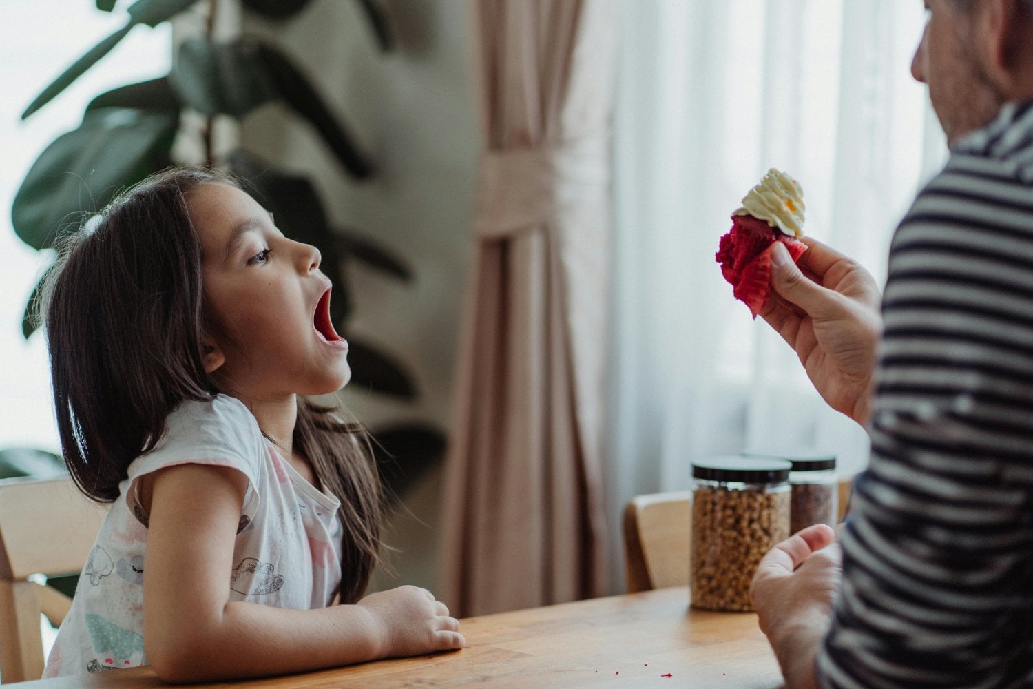 Lo que nadie te cuenta sobre el azúcar infantil: cómo un sabor dulce puede marcar tu salud de por vida