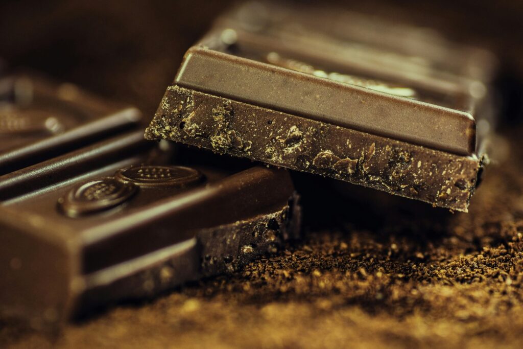 No es solo el azúcar: el inquietante ingrediente oculto en tu tableta de chocolate