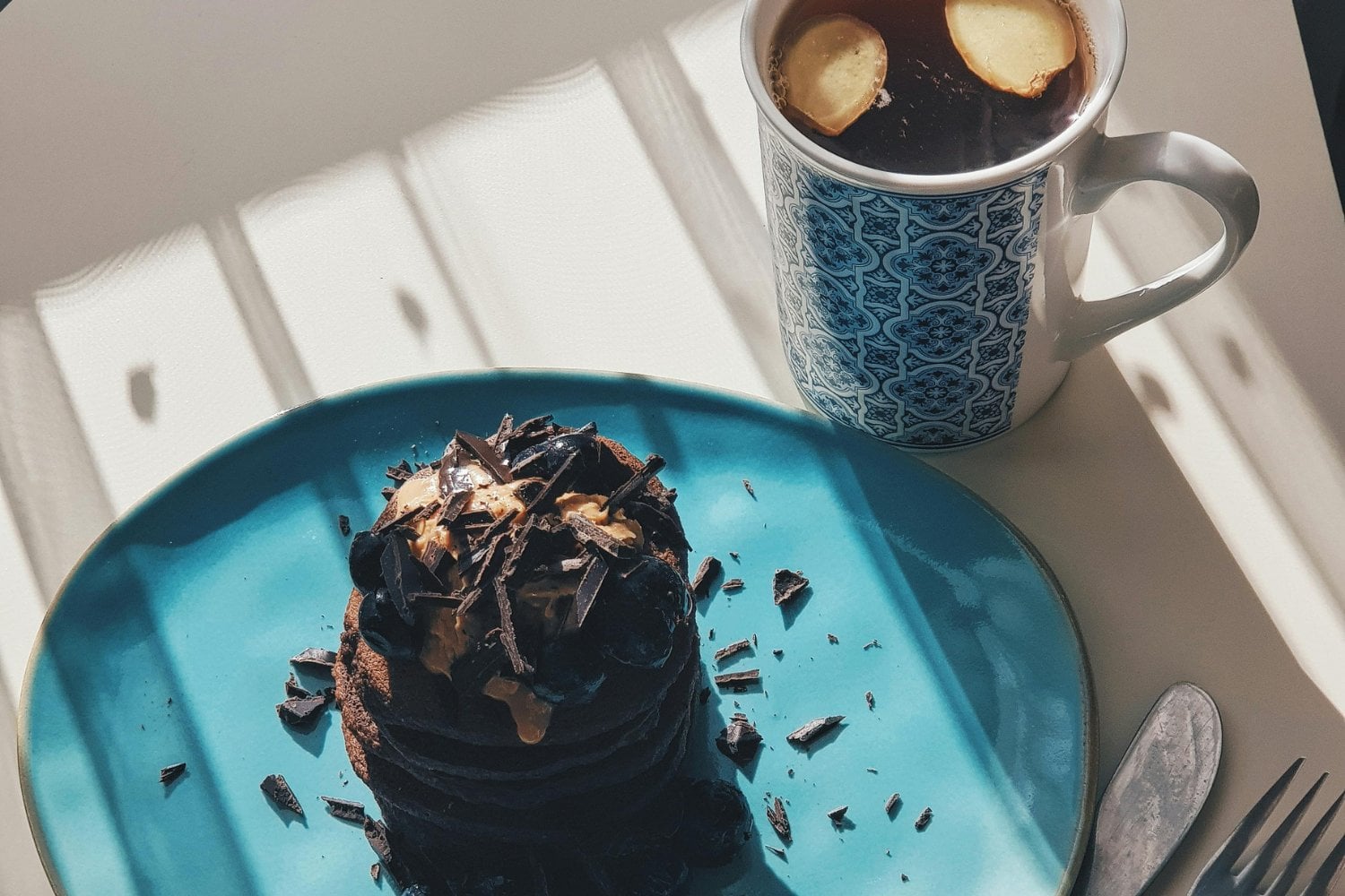Un ingrediente secreto en tu taza de té podría estar haciendo más de lo que imaginas