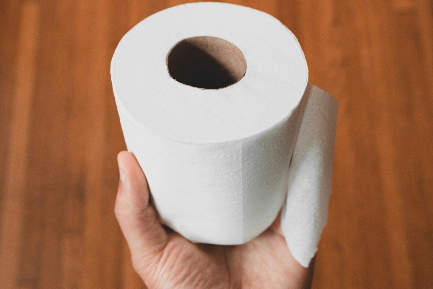 La Manera Correcta De Colocar El Papel Higienico