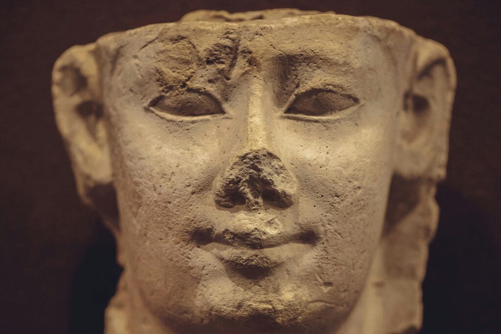 Descubrimiento En Tumbas En Africa