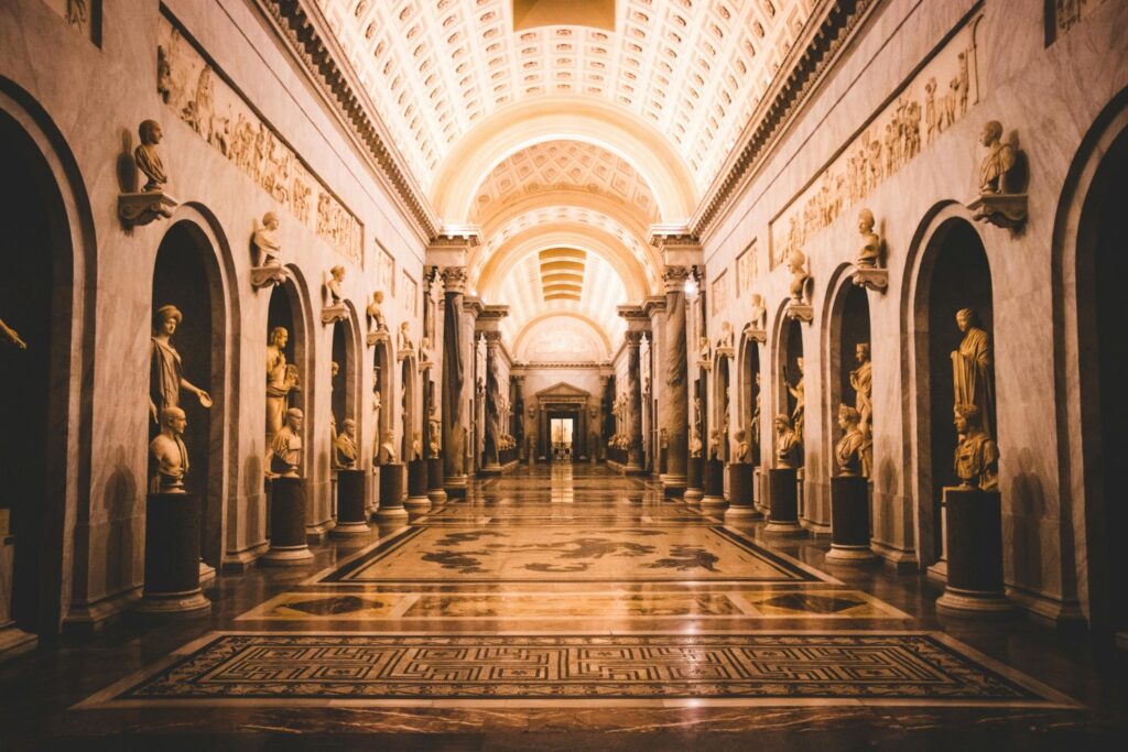 Las Riquezas Del Vaticano