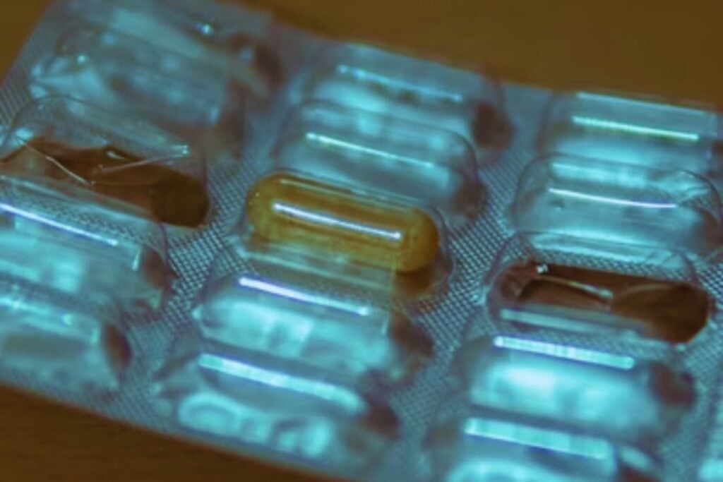 Una medicina inesperada: el misterioso vínculo entre las botellas de plástico y el paracetamol