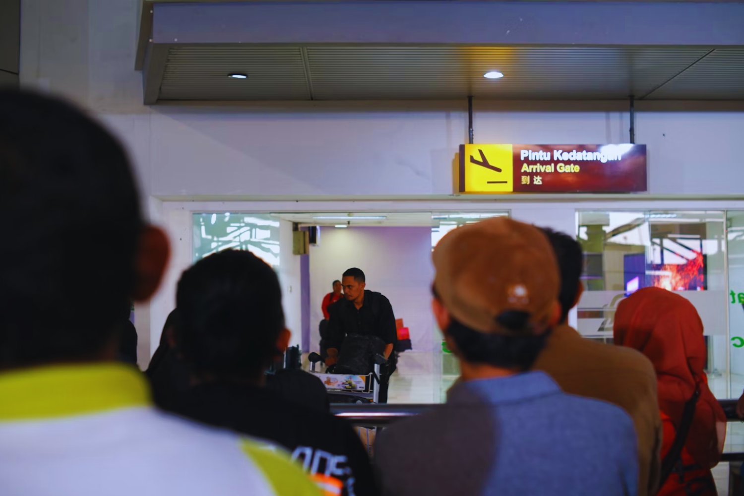 Trump activa una nueva prohibición de viajes: estos son los 19 países señalados por seguridad nacional