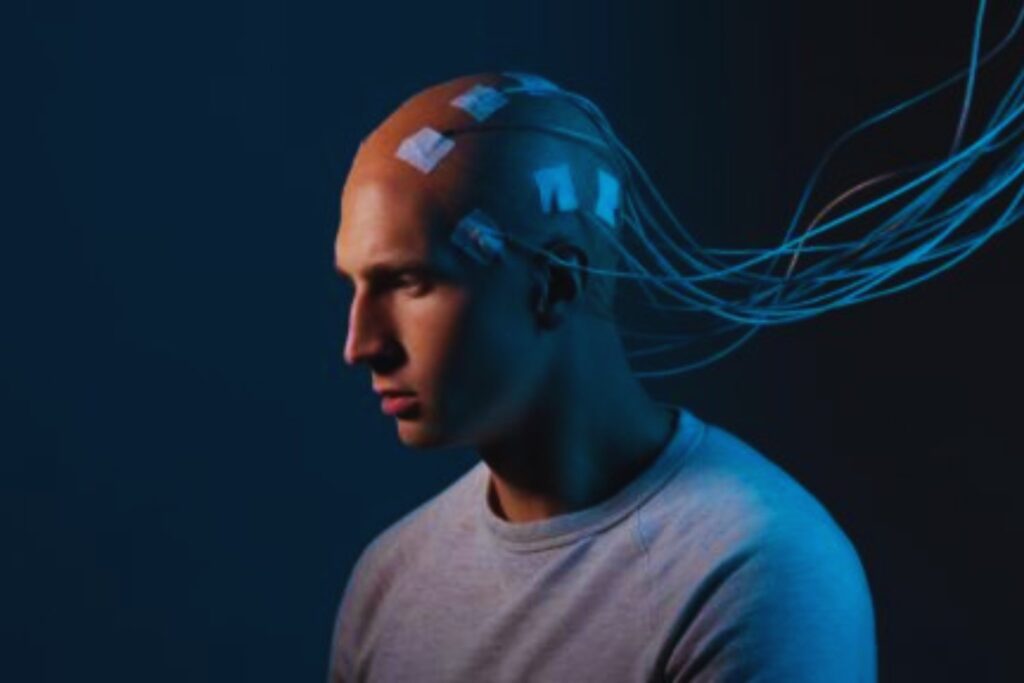 El experto que no quiere tener hijos hasta que el cerebro humano se conecte con computadoras