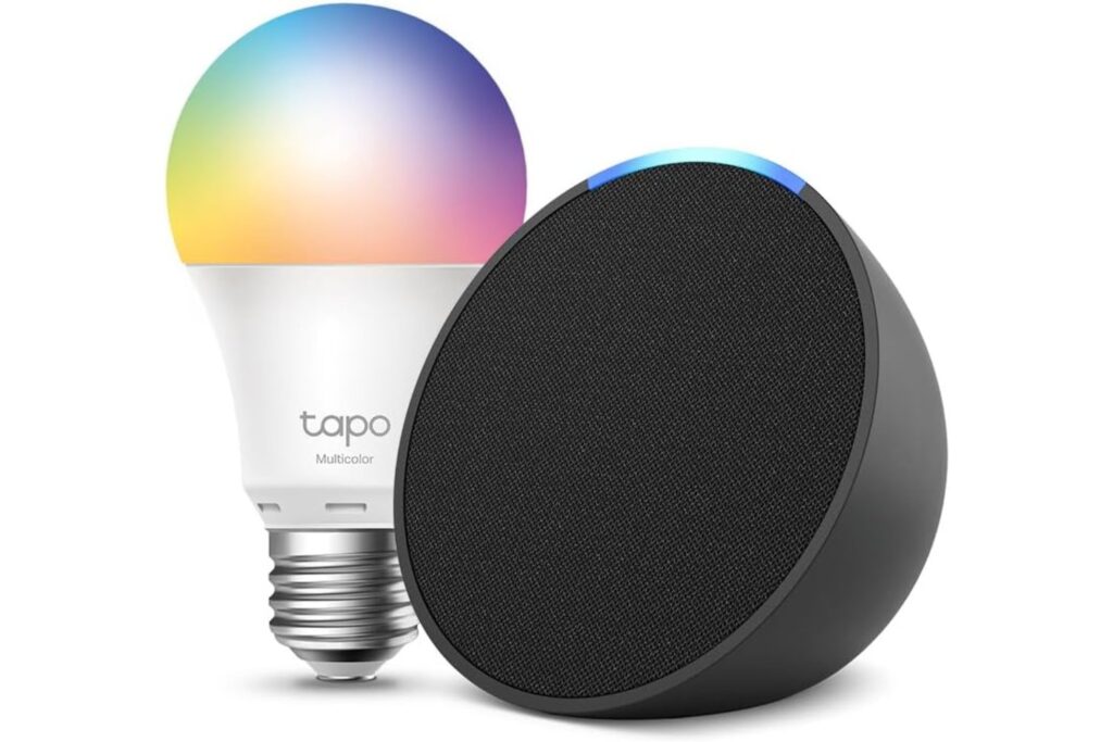 Echo Pop | Antracita + Tapo L530EA Bombilla LED Inteligente (E27), Compatible con Alexa - Kit de inicio de Hogar digital