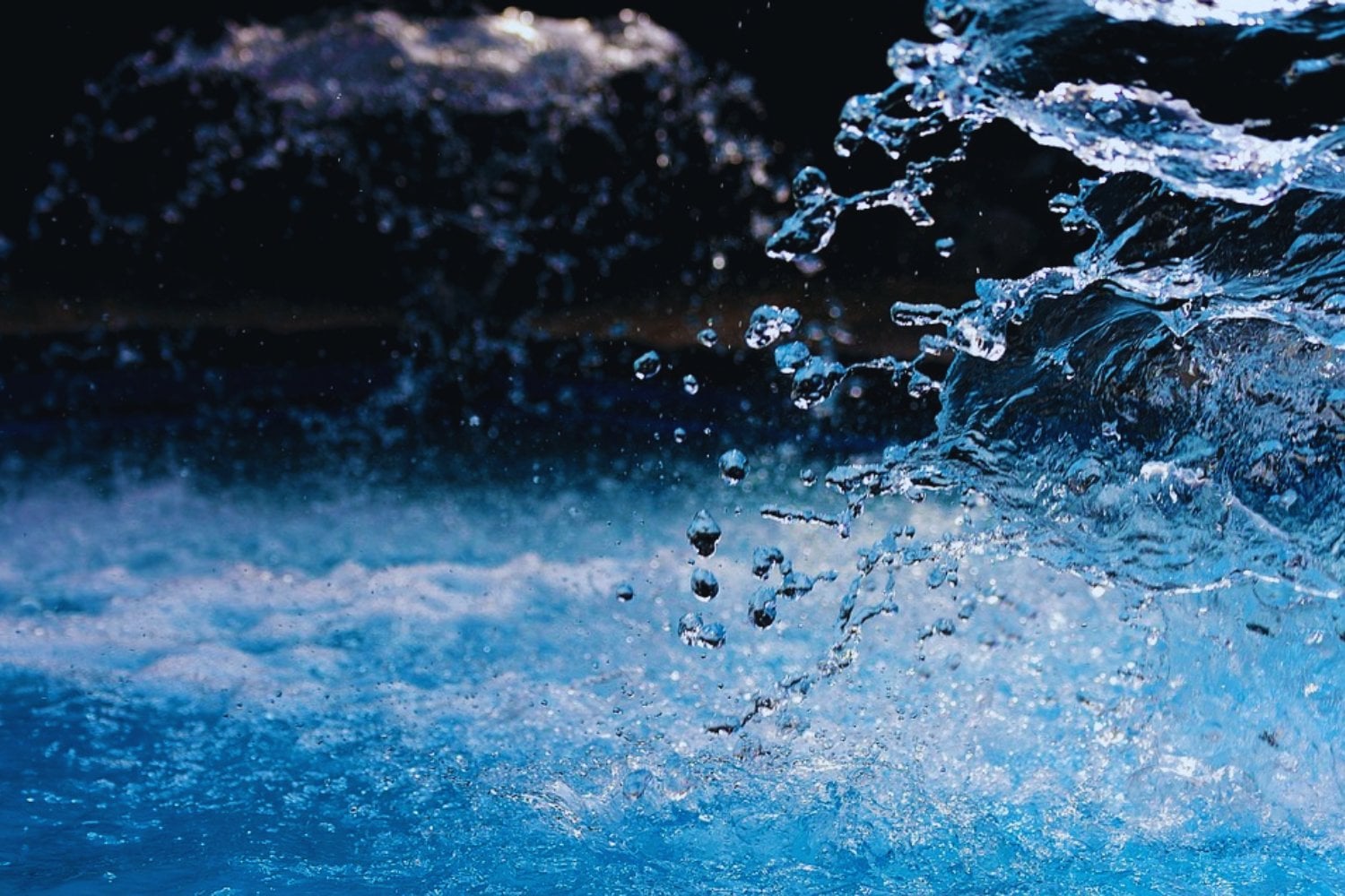 Un nuevo material extrae agua del aire y podría cambiar la vida de más de 2.200 millones de personas