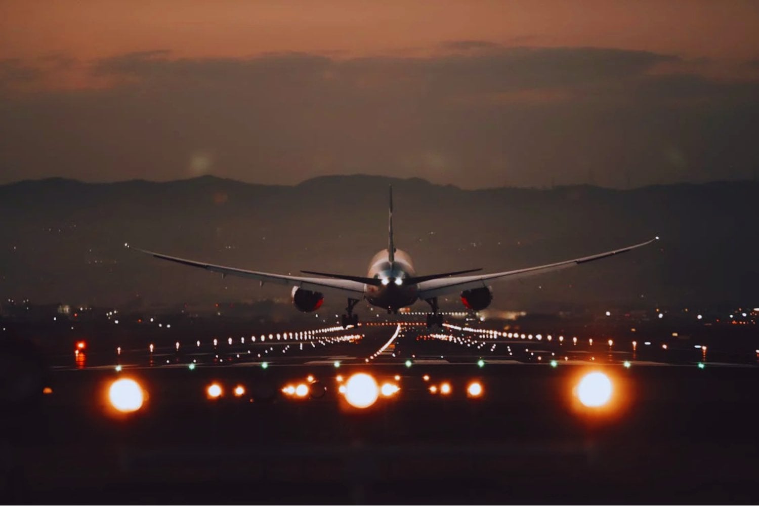 ¿Se avecina un conflicto internacional? El presidente de un país latinoamericano podría ser detenido apenas llegue a Europa