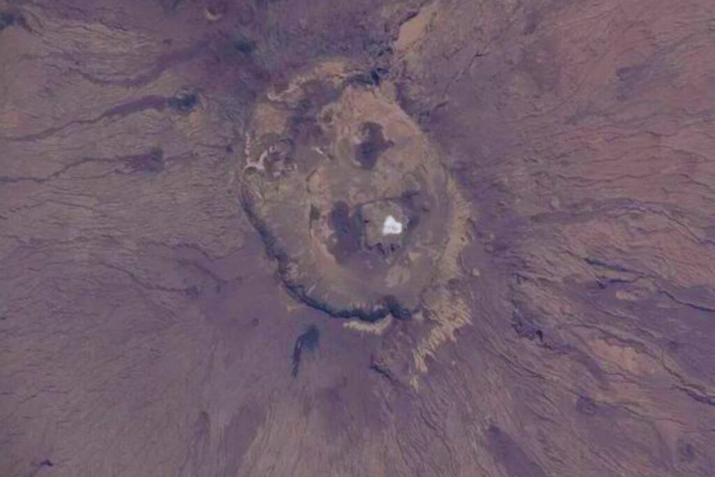 Una huella blanca en el Sáhara desconcierta a la NASA y revela un pasado que pocos imaginaban