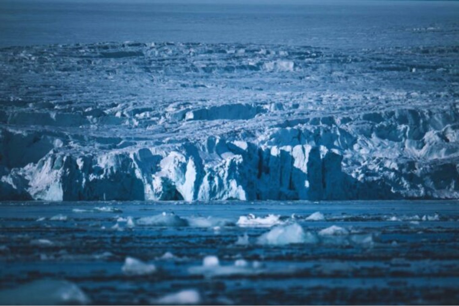 Montañas que nadie vio durante 500 millones de años: el hallazgo bajo el hielo que podría cambiar lo que sabemos del planeta