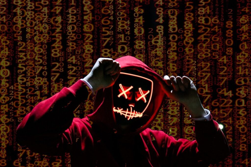 El grupo en la sombra que paraliza a Irán: ¿quién está detrás de los ataques cibernéticos más precisos del conflicto?