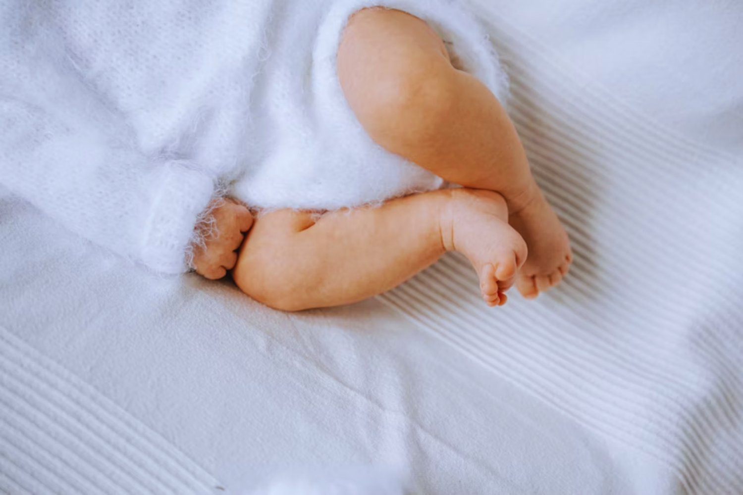 ¿Y si dejáramos de tener hijos hoy? El inquietante futuro que podría acabar con la humanidad en un siglo