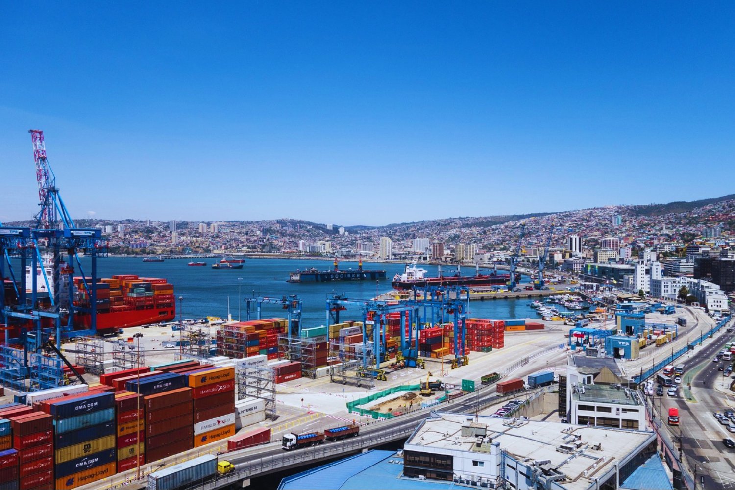 Chile: El país sudamericano que une tres continentes y se asoma a todos los océanos