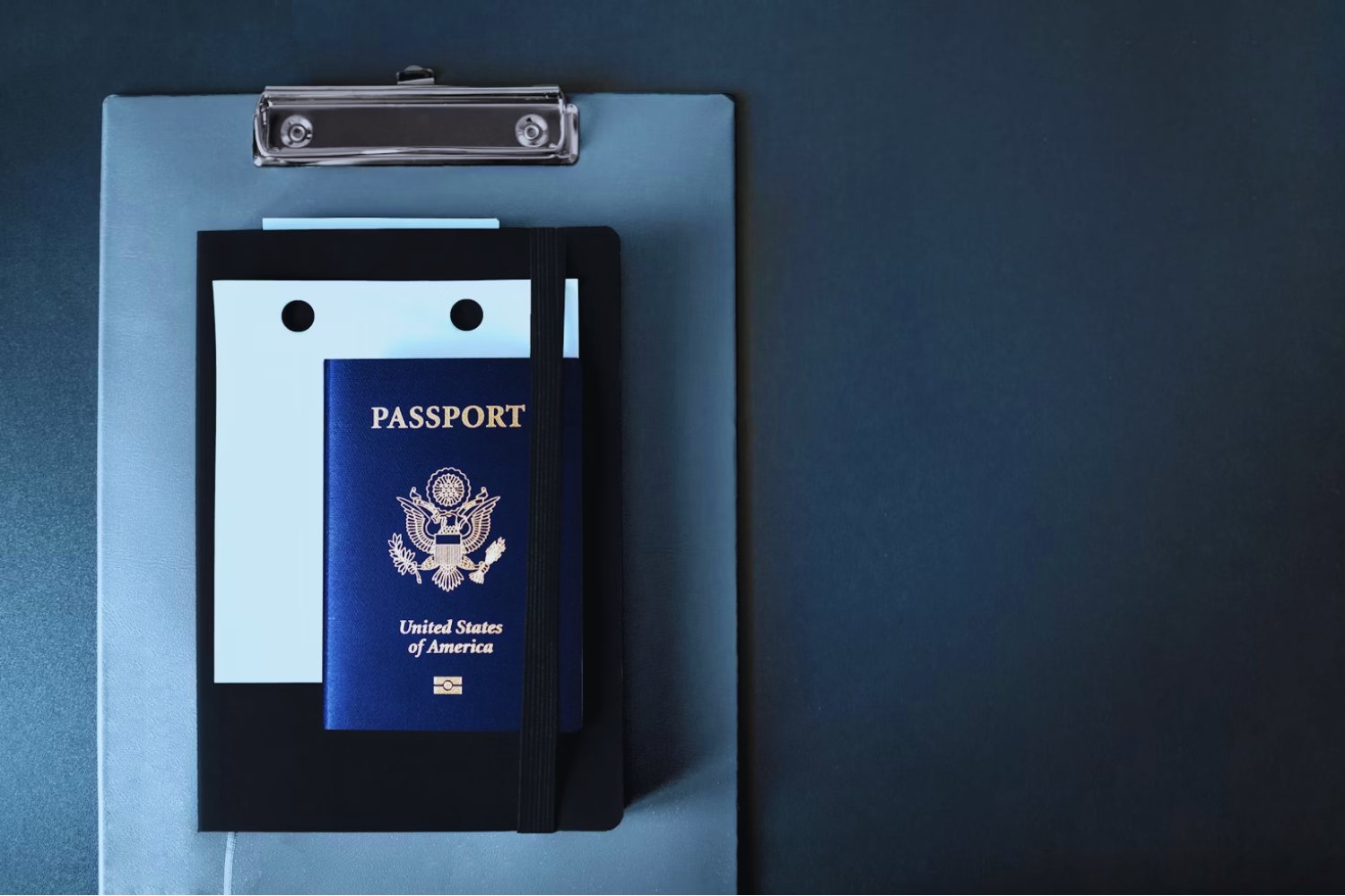 Trump activa una nueva prohibición de viajes: estos son los 19 países señalados por seguridad nacional
