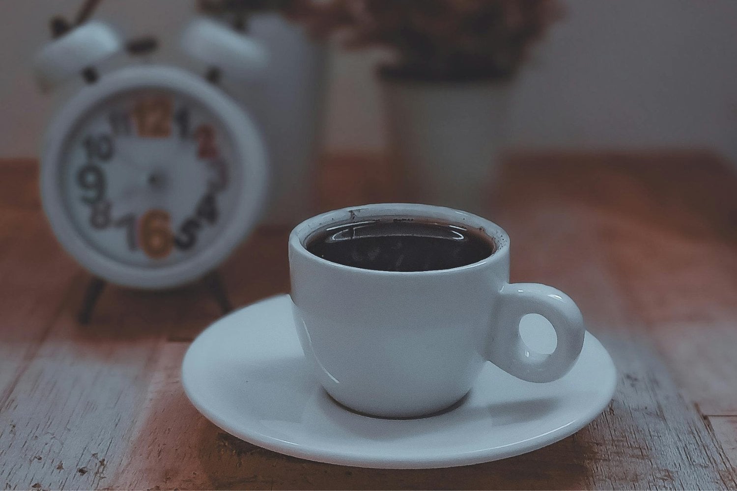 ¿Y si tu taza de café matinal escondiera un secreto para cuidar tu corazón?