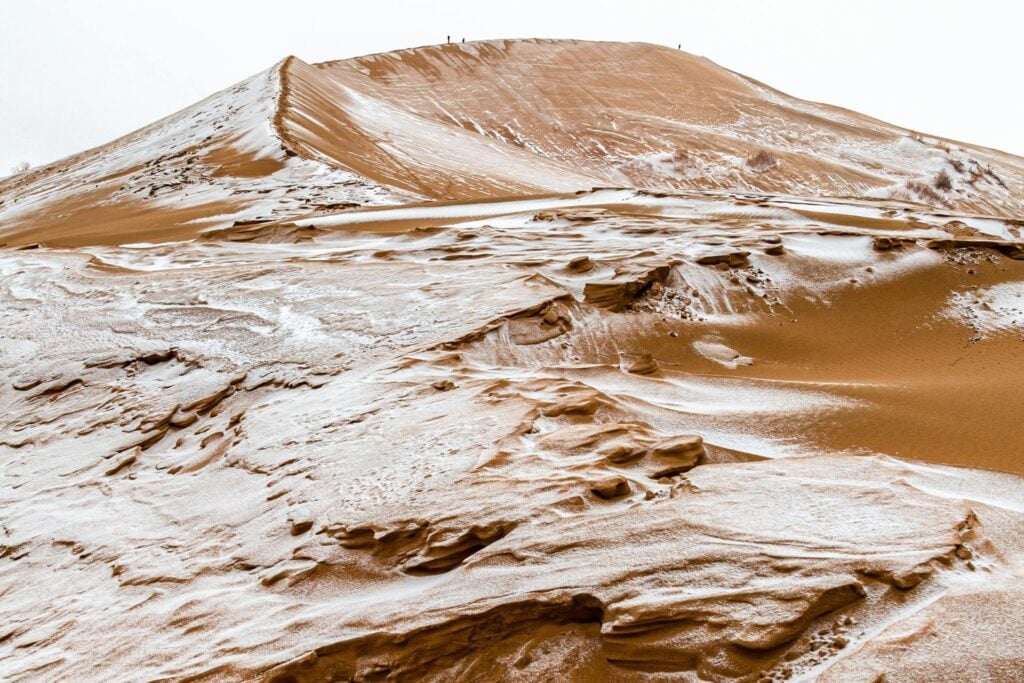 Cómo una nueva forma de “cocinar metales” podría romper la dependencia de Europa del gigante asiático