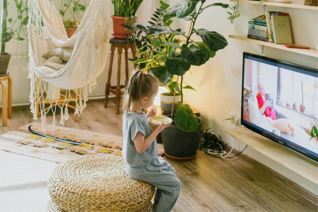 Pantallas y cerebro infantil: lo que no te cuentan sobre su impacto real