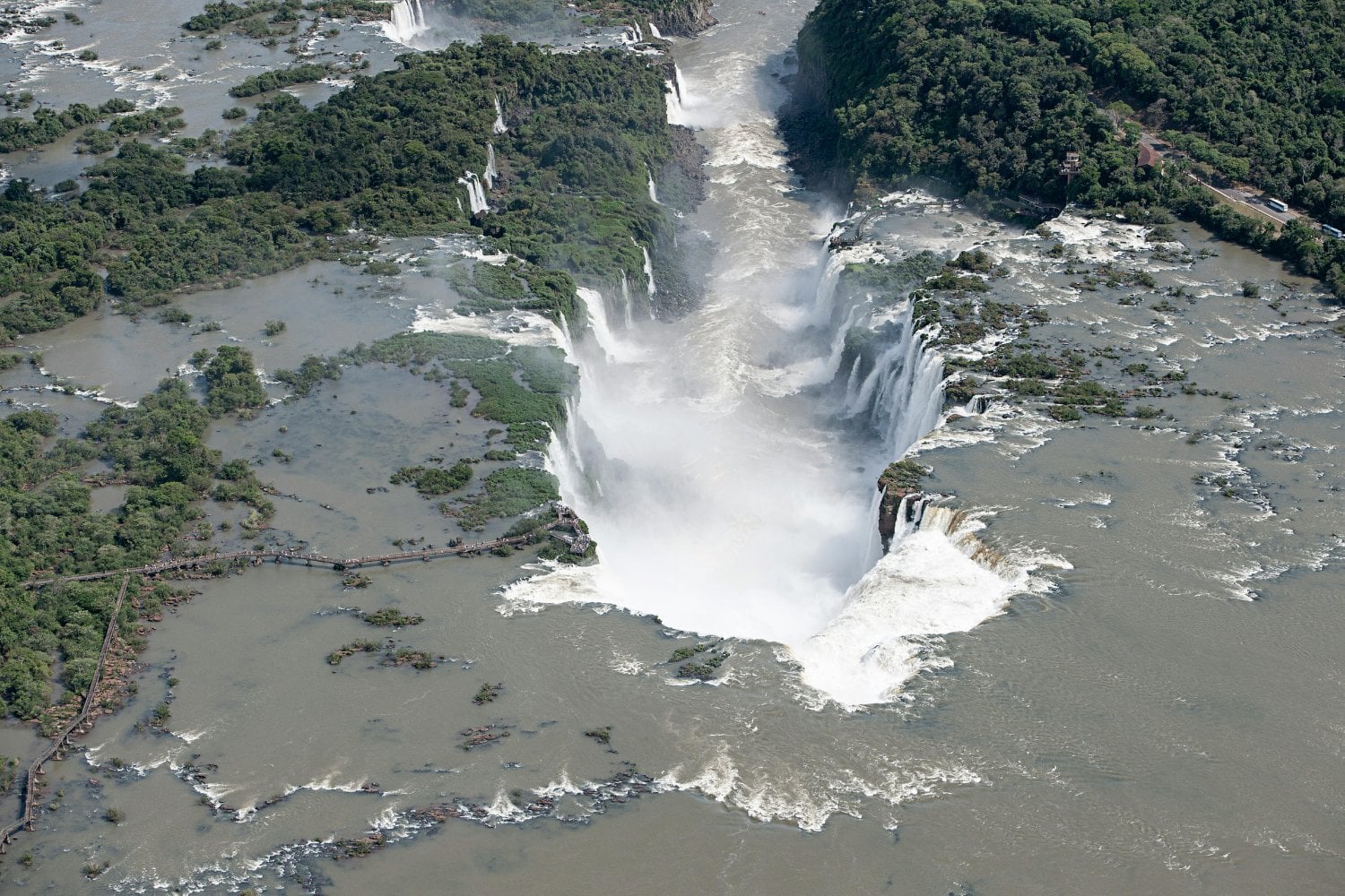 Lo que nadie te cuenta sobre las Cataratas del Iguazú: secretos que sorprenden hasta a los locales