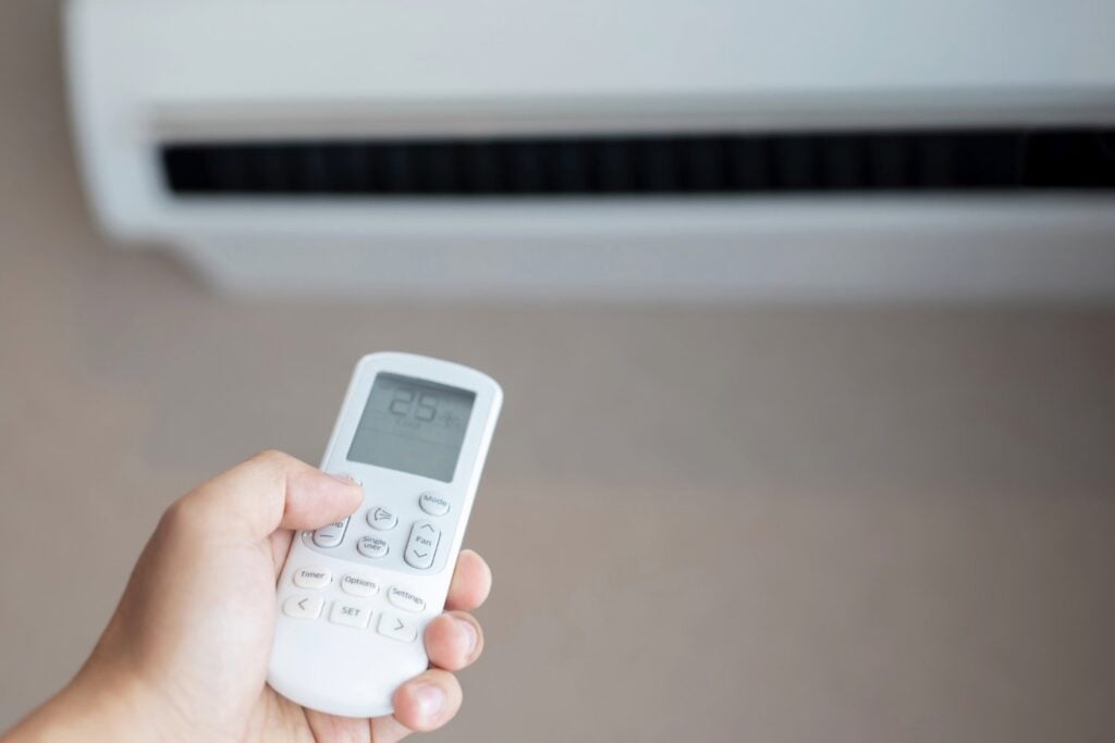 Cuando el aire acondicionado avisa: el extraño olor que podría estar alertando de algo más