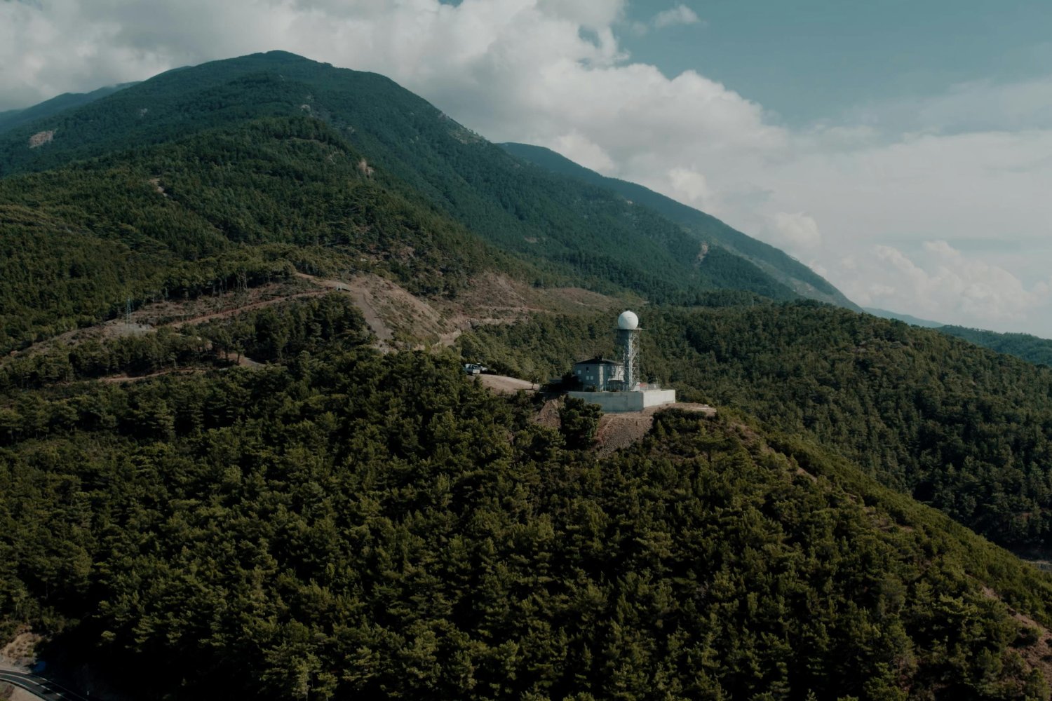 El radar que desvela lo que ocurre en el cielo cuando nadie mira