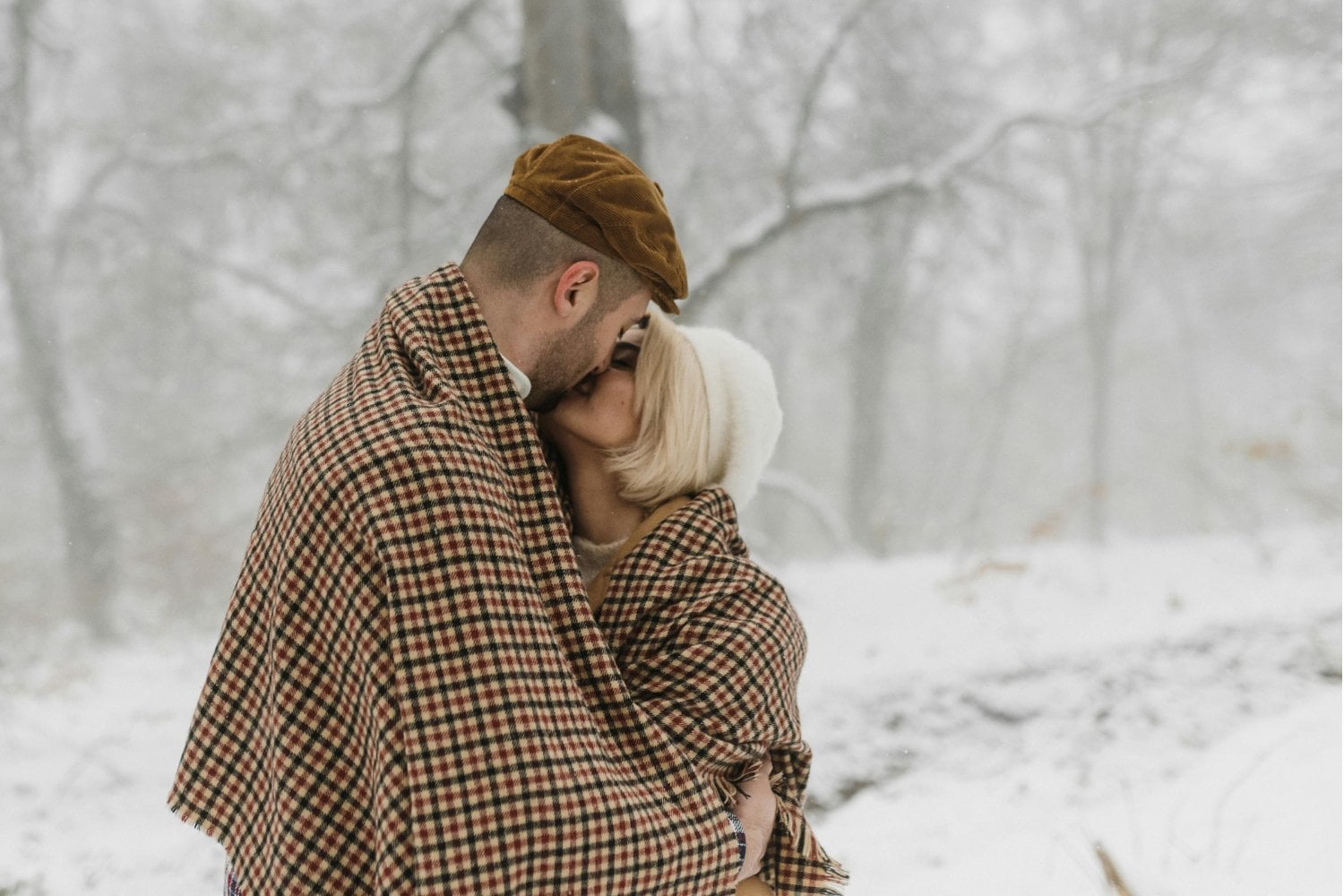 Lo que revelan los besos: una mirada íntima a sus efectos ocultos en la salud y las emociones