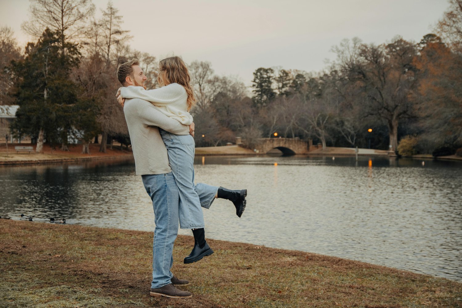 Vivir juntos no siempre es la clave: lo que descubrieron las parejas que eligen mantener distancia