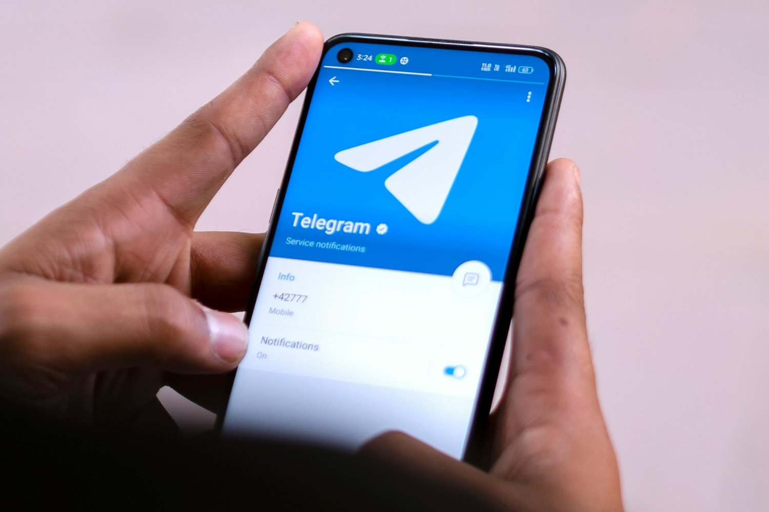 Grok Se Une A Telegram