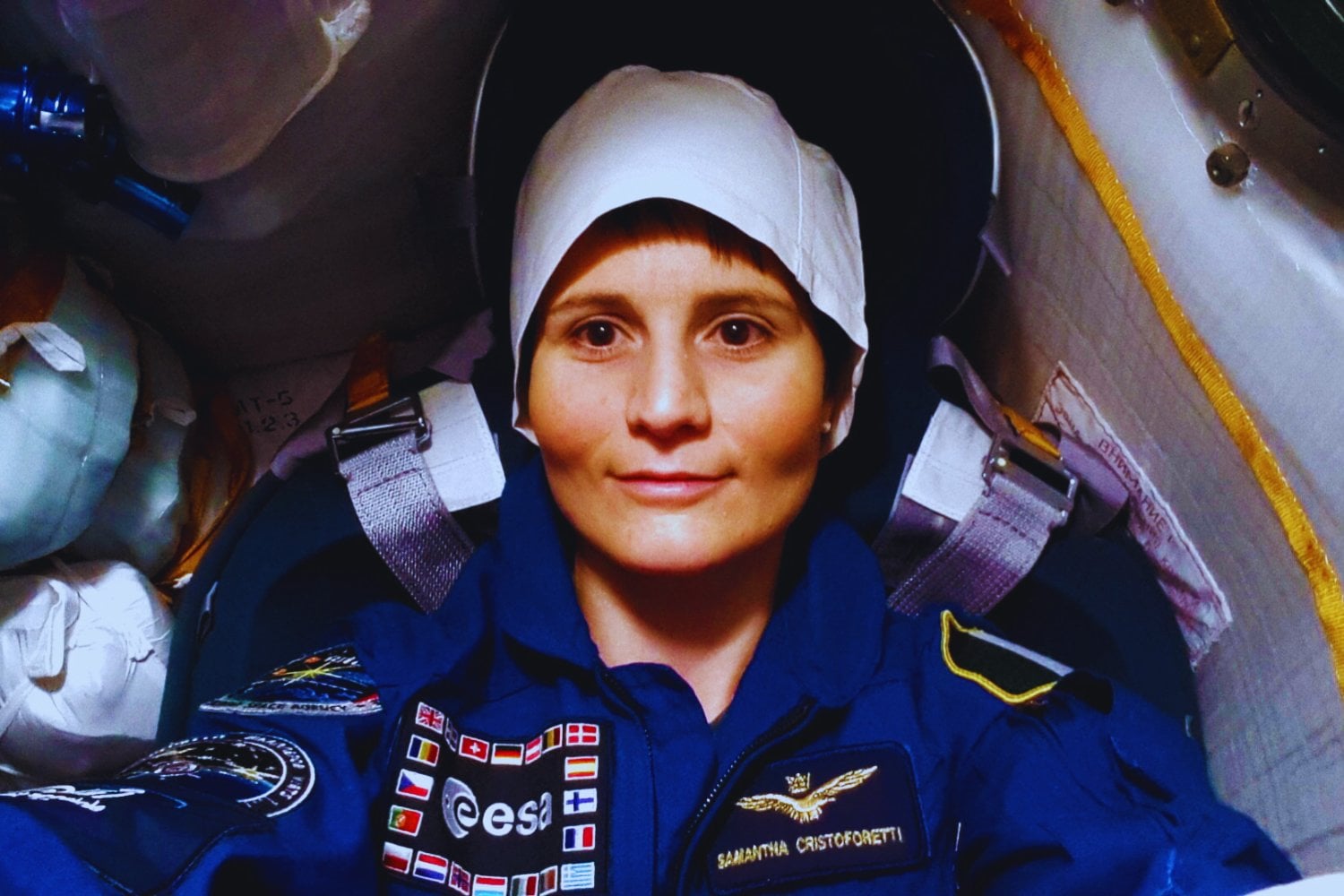 Entrevista exclusiva a la astronauta de la Agencia Espacial Europea (ESA), Samantha Cristoforetti: “Cooperar en el espacio no es un símbolo, es una habilidad que se entrena a diario”