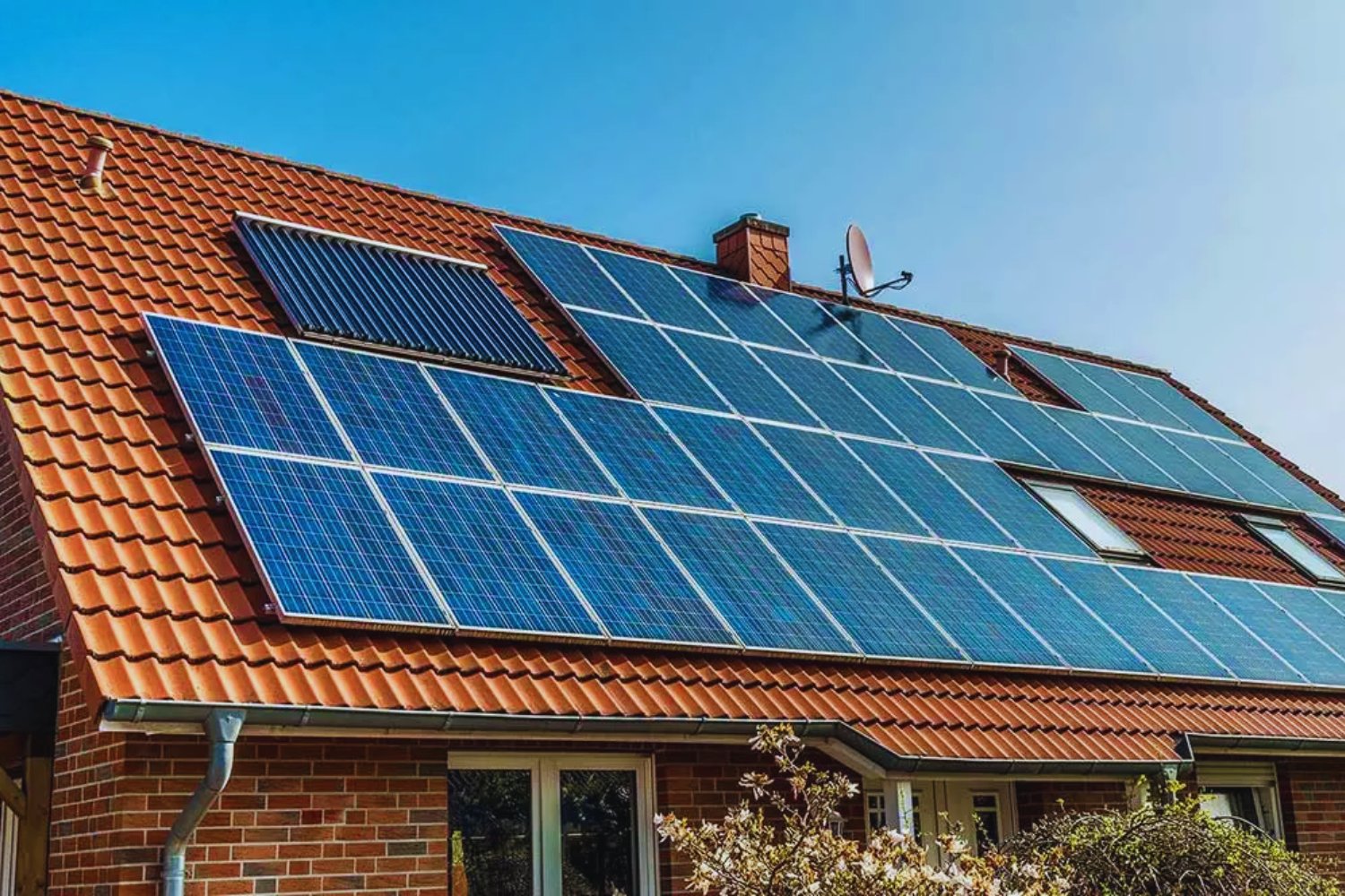 China revoluciona la energía solar con el avance en paneles de perovskita a escala global