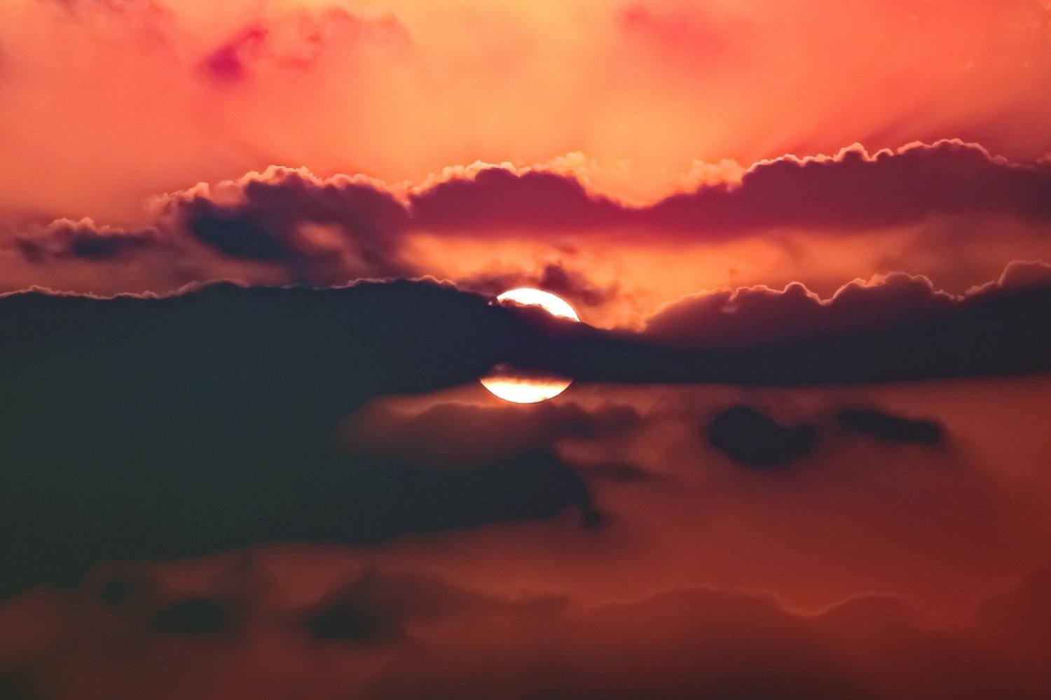Lo que desaparece del cielo podría explicar el caos climático que ya sentimos en la Tierra