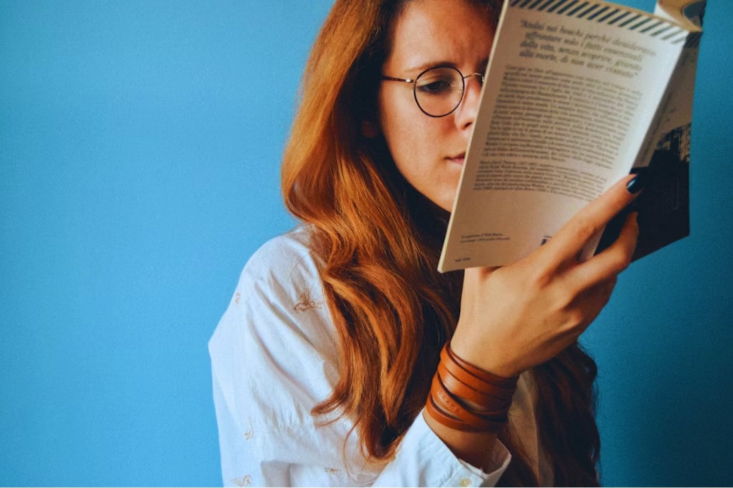 Hábitos de personas con un coeficiente intelectual alto: ¿qué los hace diferentes?