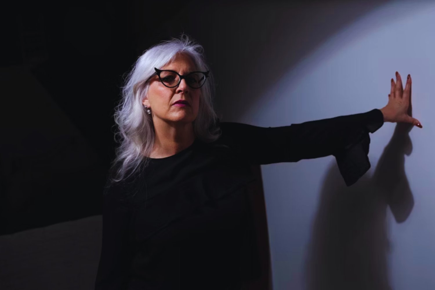 Lo que no dicen con palabras: los cuatro colores que suelen elegir las personas manipuladoras