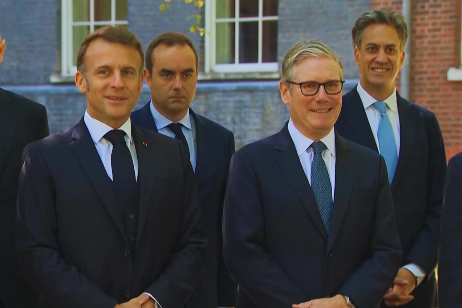 La disuasión toma forma: Francia y Reino Unido sellan una alianza nuclear sin precedentes para blindar Europa