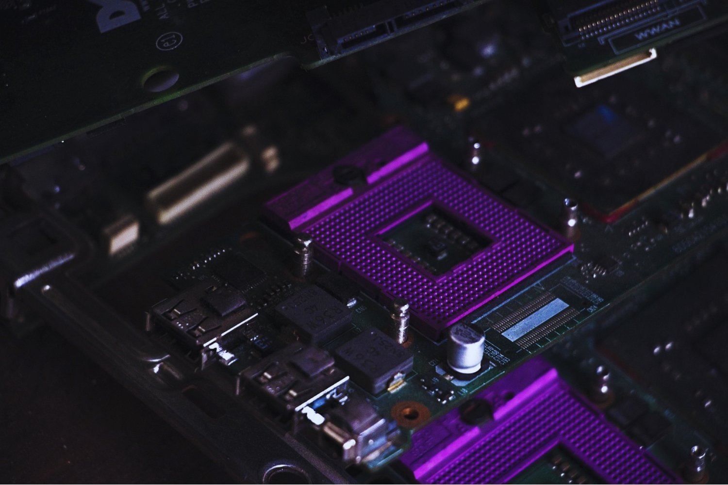 Europa lanza su apuesta más ambiciosa por la IA: megafábricas, miles de millones y una carrera contra el tiempo