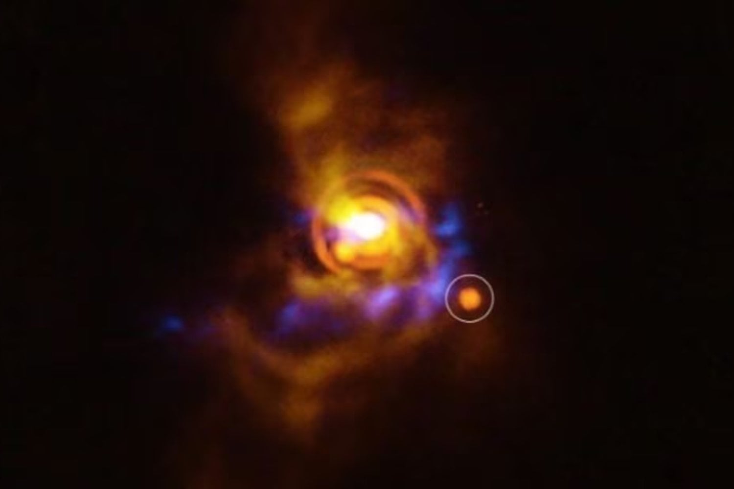 Un destello nunca visto: astrónomos captan por primera vez la luz directa de un planeta recién nacido