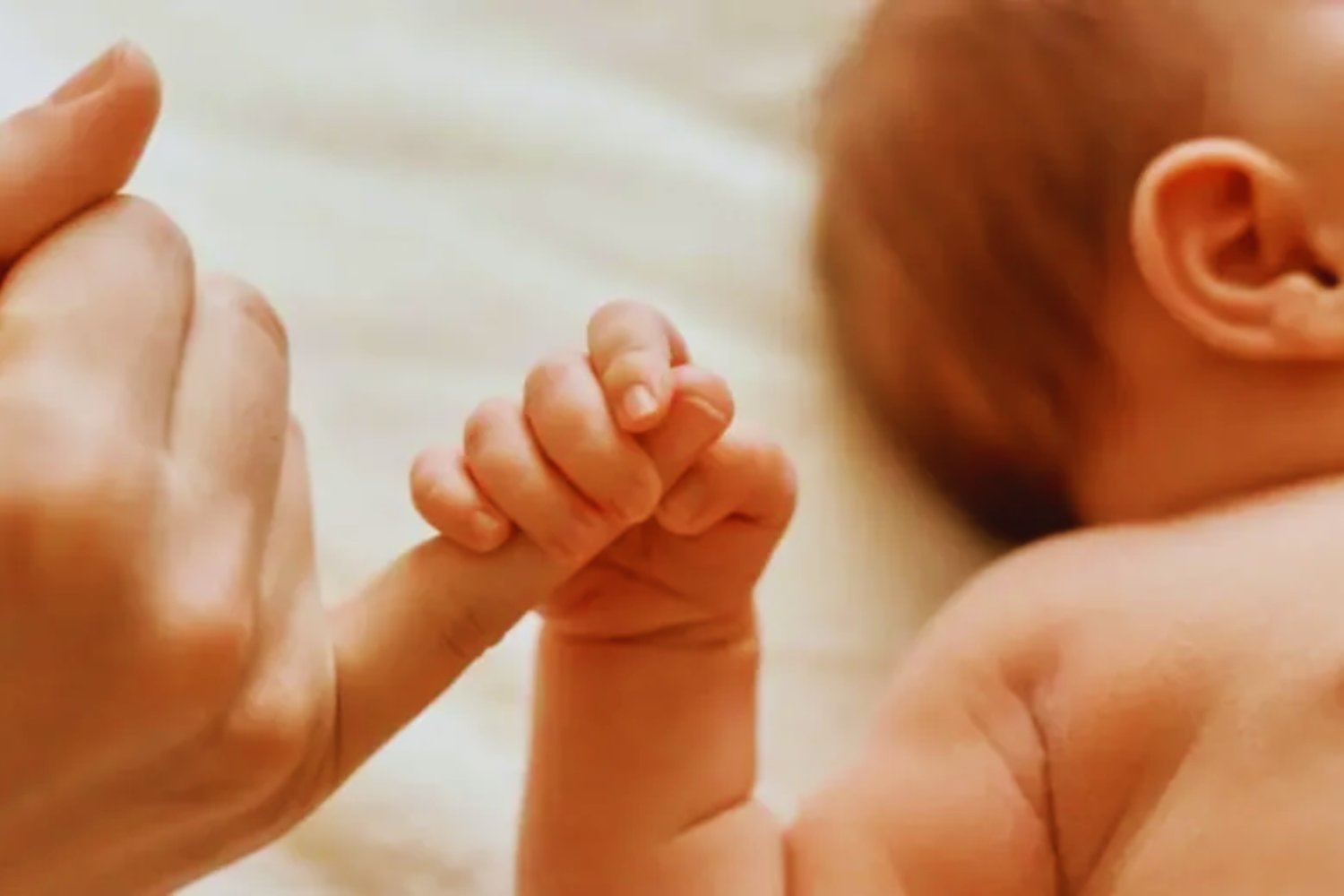 Europa se queda sin hijos: el mapa invisible de una natalidad en caída libre