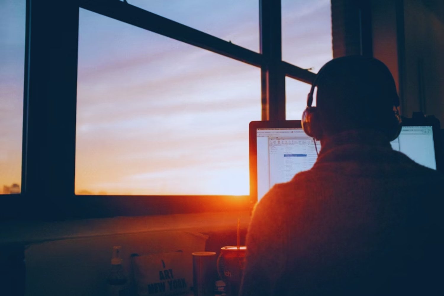 Lo que nadie quería escuchar sobre el trabajo híbrido: el modelo más usado podría estar frenando la innovación