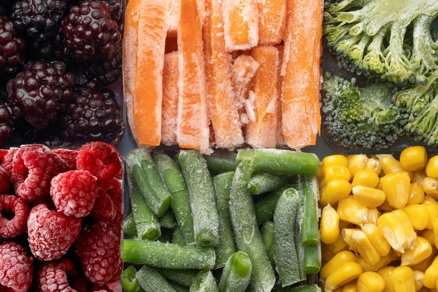 Este es el error que arruina los nutrientes al descongelar comida (y casi todos lo cometemos)