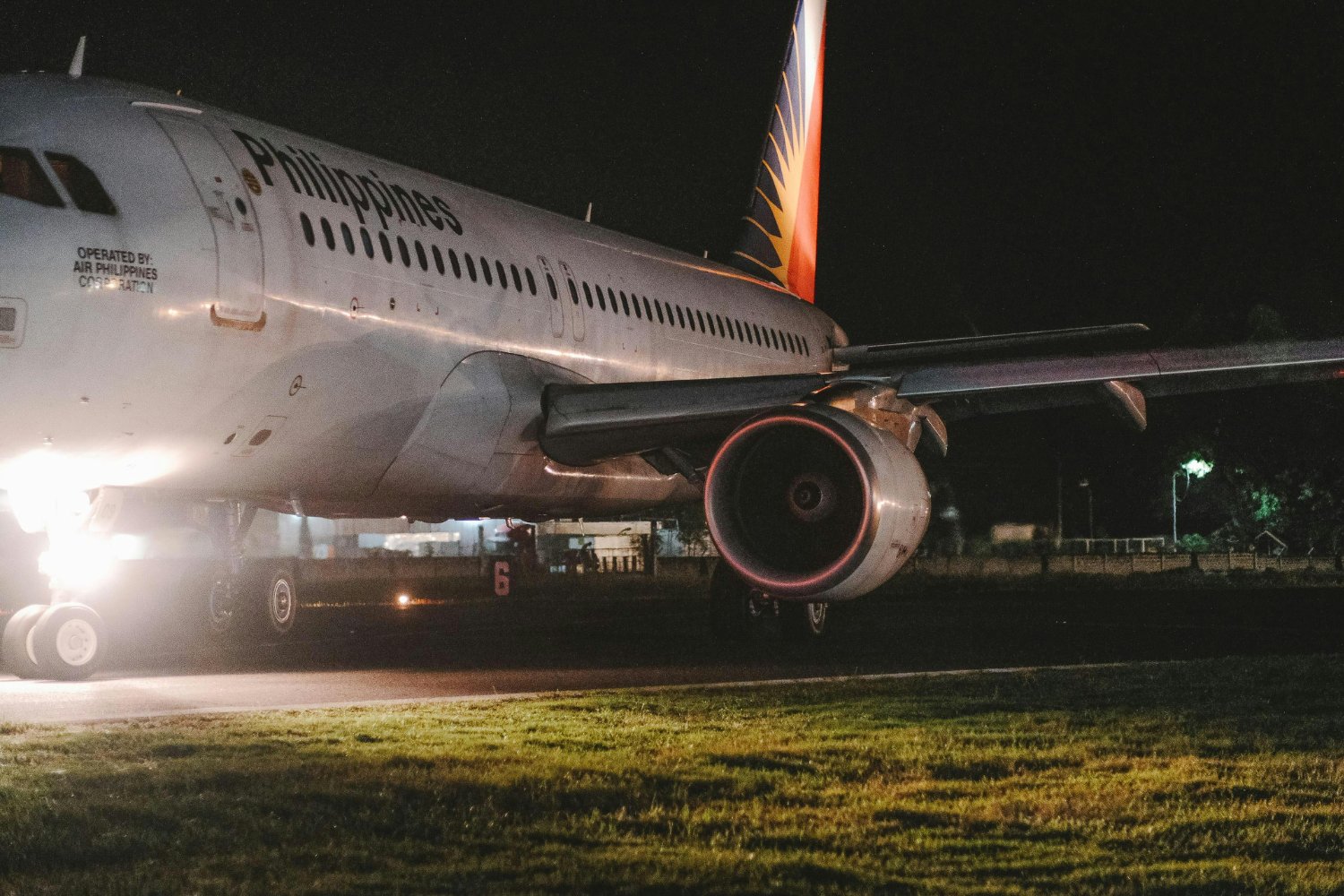 Lo que no te cuentan sobre los motores de avión: el peligro invisible que puede resultar mortal