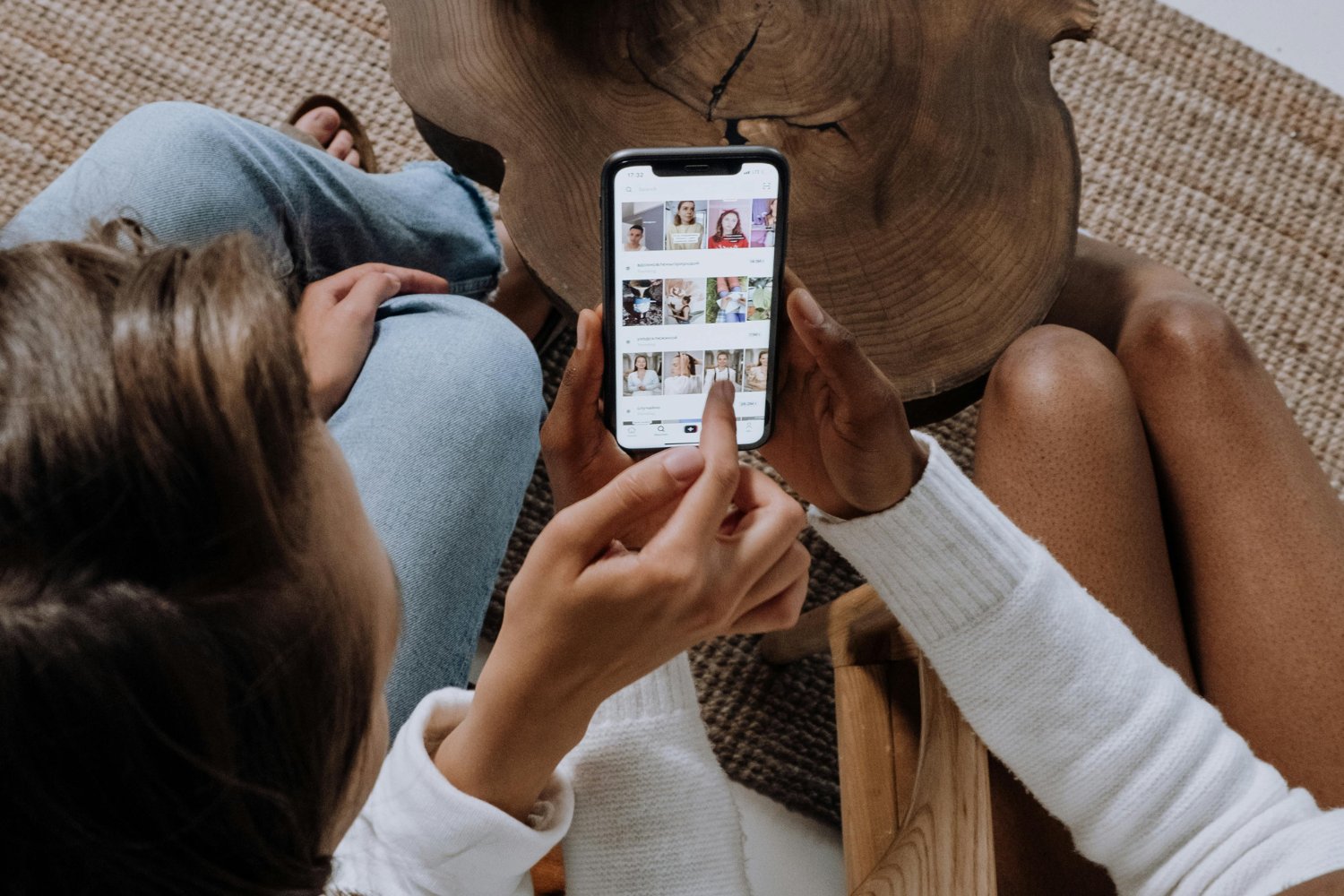 La nueva táctica de TikTok para frenar bulos: copiar a Elon Musk