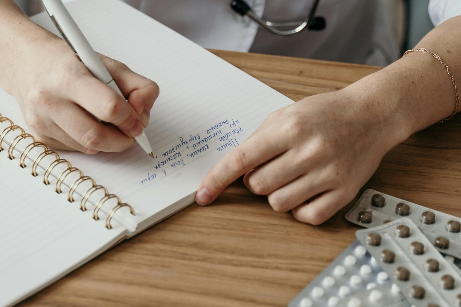 Lo que une a tu cuñado con un medicamento: así funciona el algoritmo que podría revolucionar la medicina