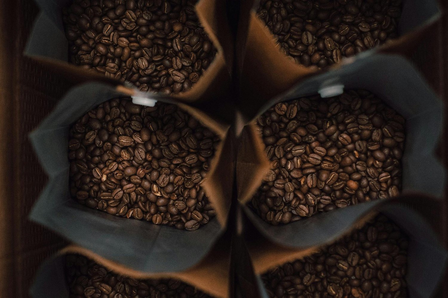 Cuando el lujo no se ve: lo que revela tu próxima taza de café