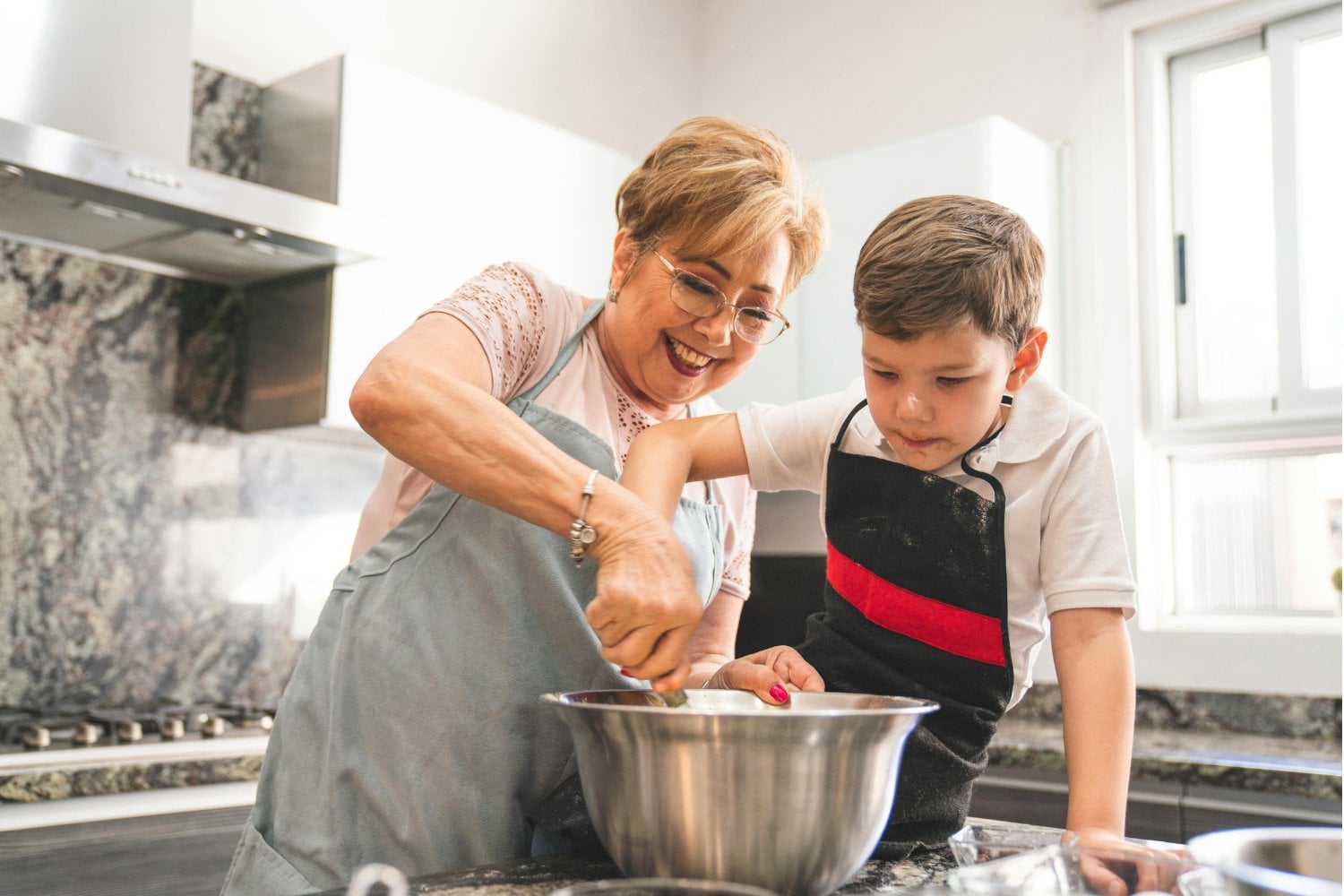 Lo que ocurre en la infancia no se queda en la infancia: el gesto doméstico que podría cambiar su futuro