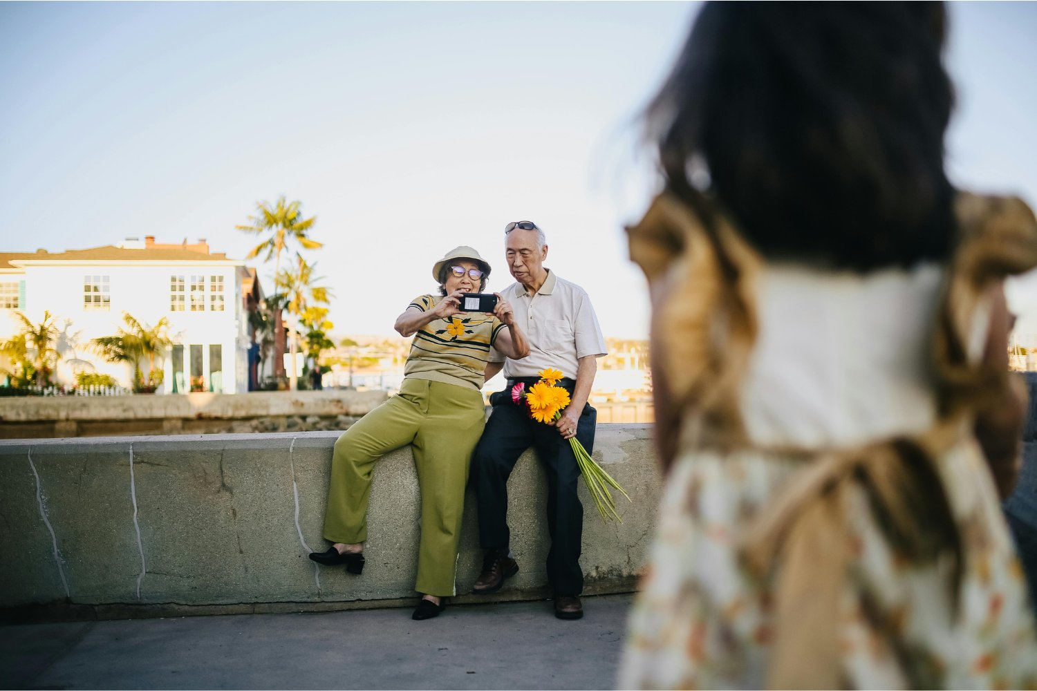 ¿Y si la clave para una vejez más feliz estuviera en una silla al atardecer?
