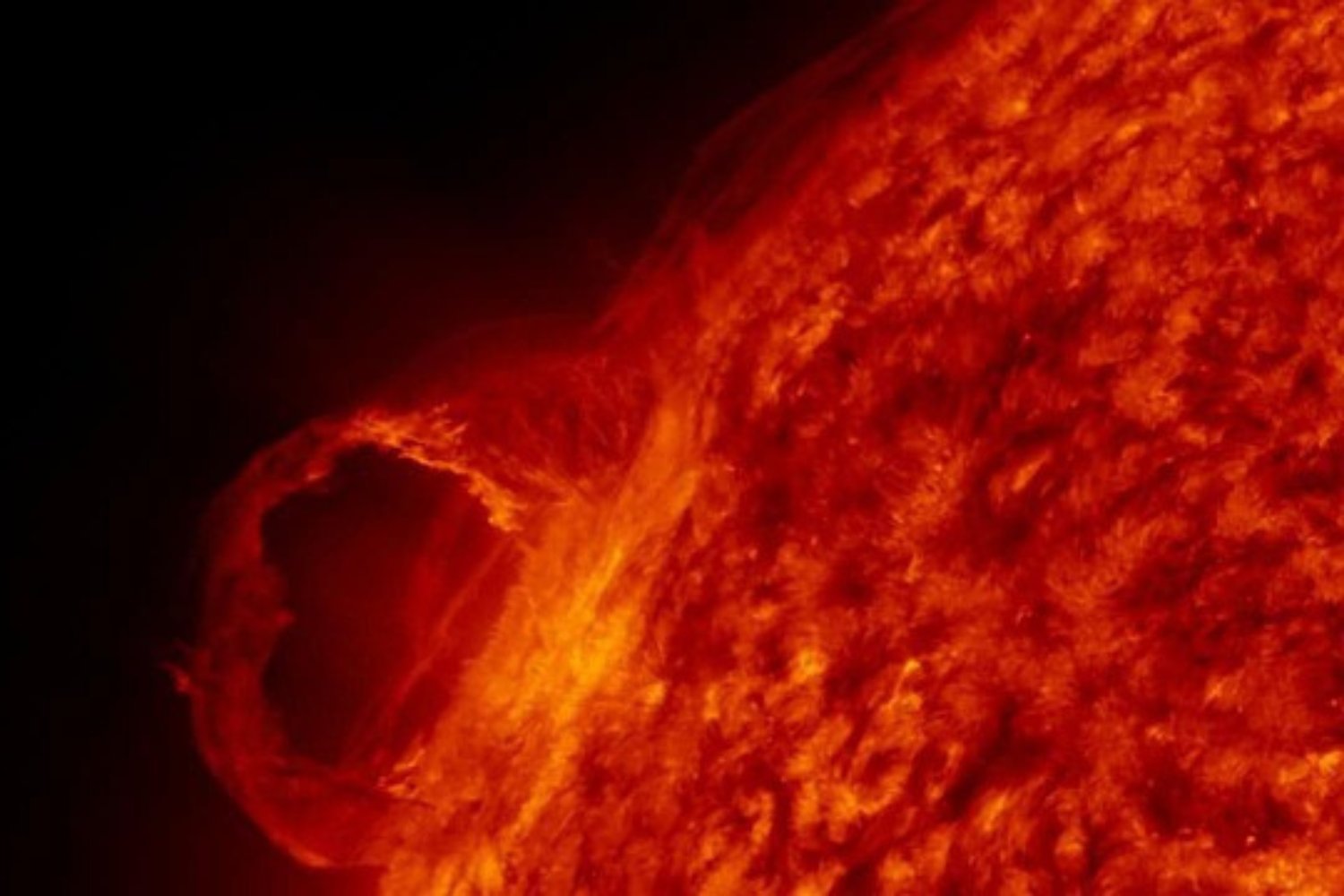Lo que el sol esconde: el inquietante espectáculo que desafía a la ciencia