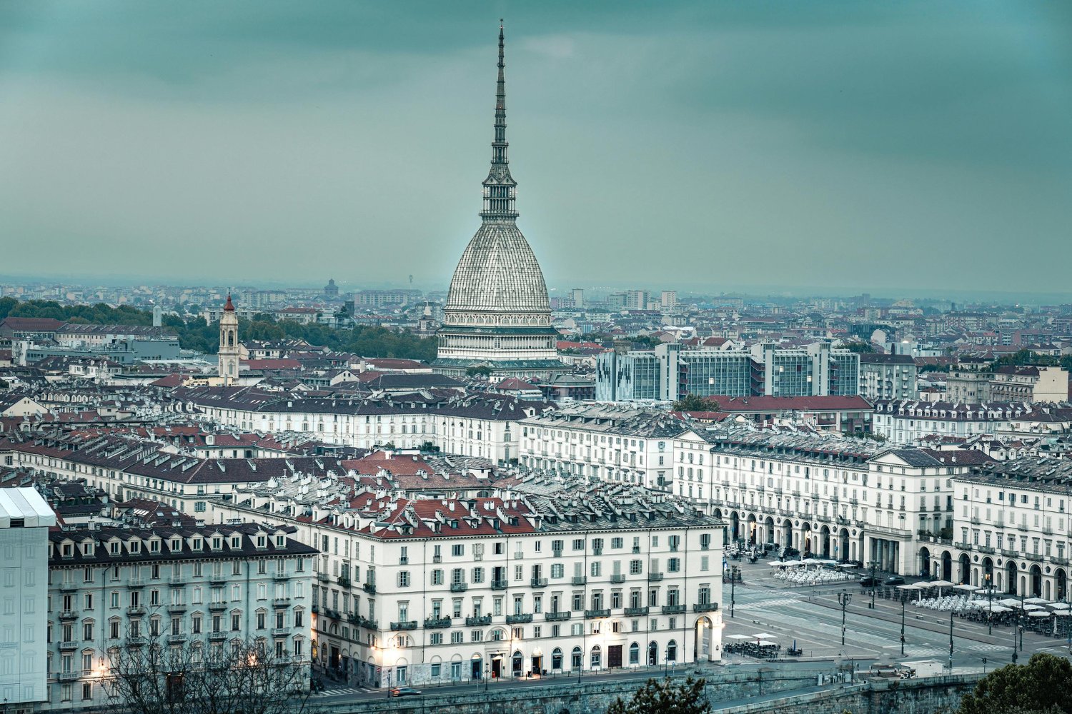 Ciudades europeas que aún escapan al turismo masivo y te robarán el corazón