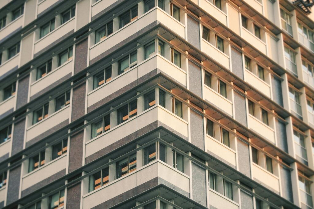 ¿Está tu vivienda preparada para el calor extremo? Claves para adaptarse a un mundo cada vez más caluroso