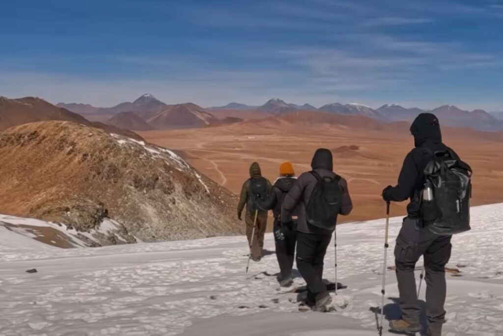 Nieve En El Desierto De Atacama