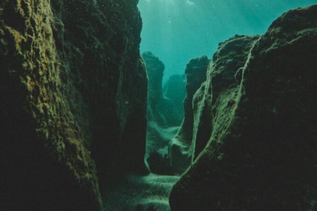 Ecos desde las profundidades: el hallazgo submarino en Cuba que desconcierta a la arqueología